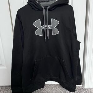 Under Armour Men's Black and Gray Sweater